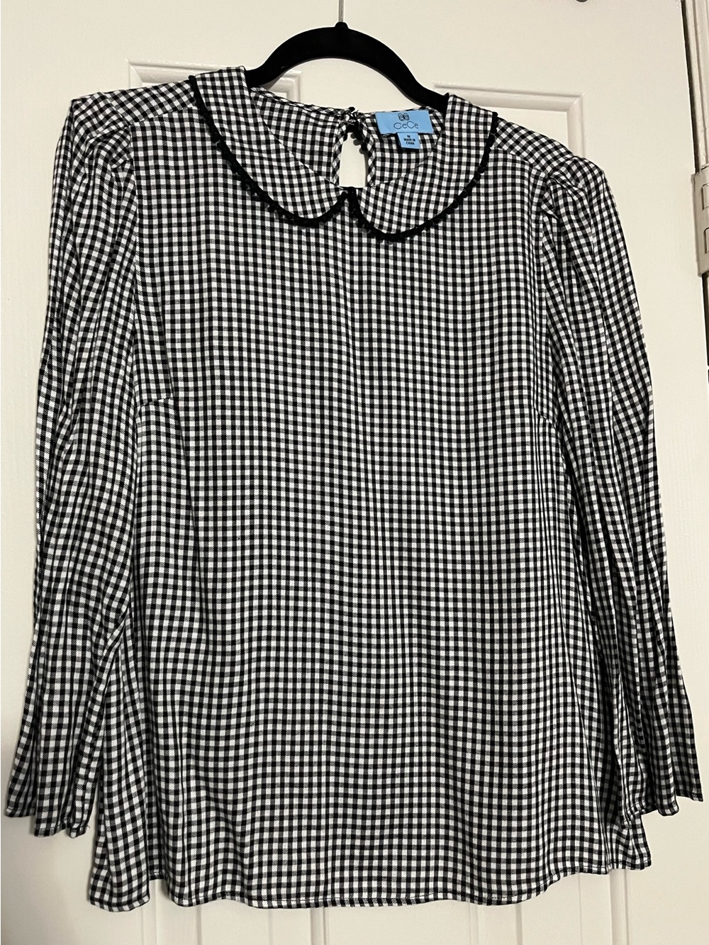 CeCe Black & White Gingham Peter Pan Collar Button-Back Blouse